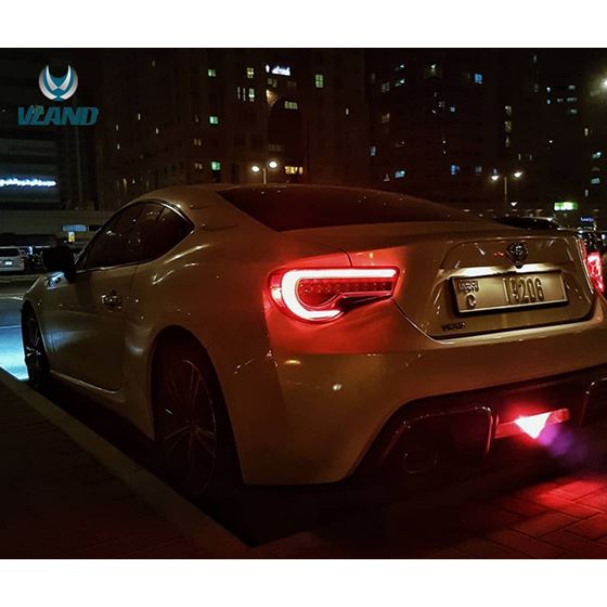 JC SPORTLINE Dry Carbon Tail Lights Cover for Subaru BRZ 2013-2020 Scion FR-S 2012-2016 Toyota 86 FT86 GT86 2012-2020 Rear Lamps Lights Cover Eyelid Light Eyebrows Trims Body Kits Factory Outlet 